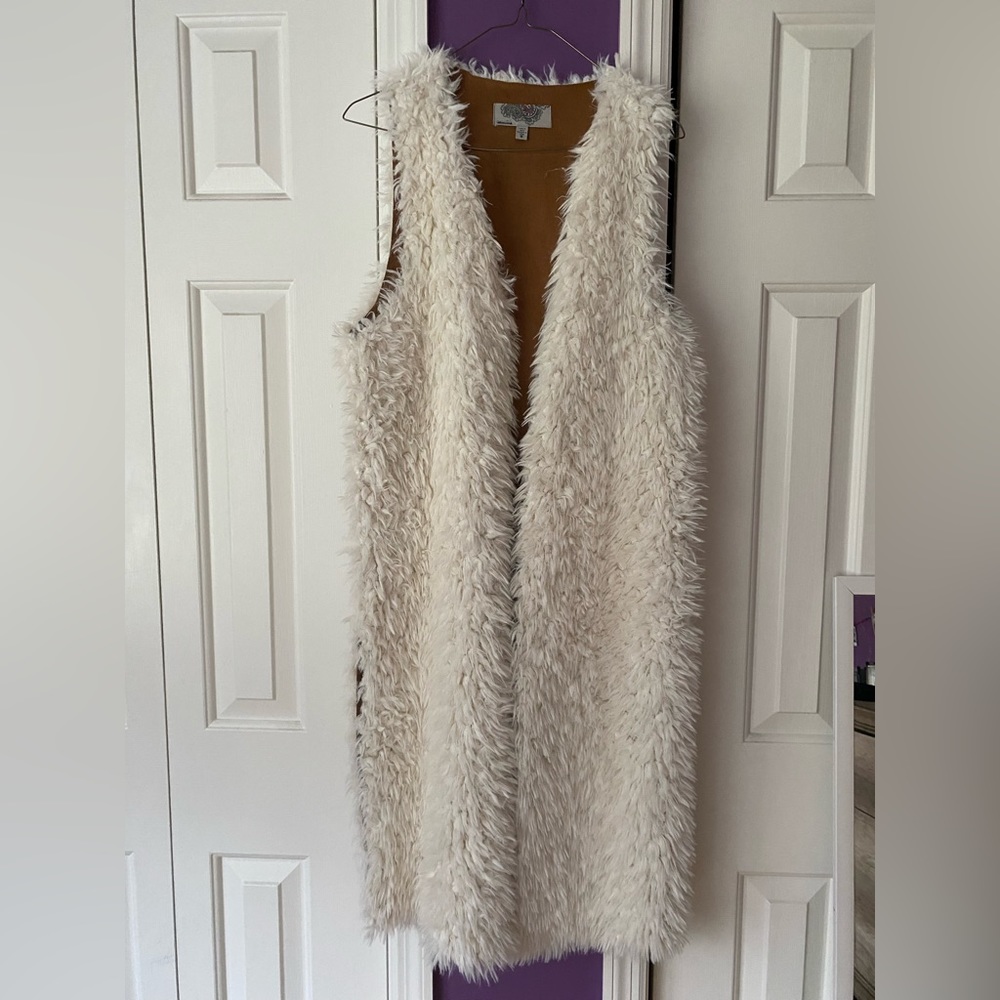 Faux fur vest
